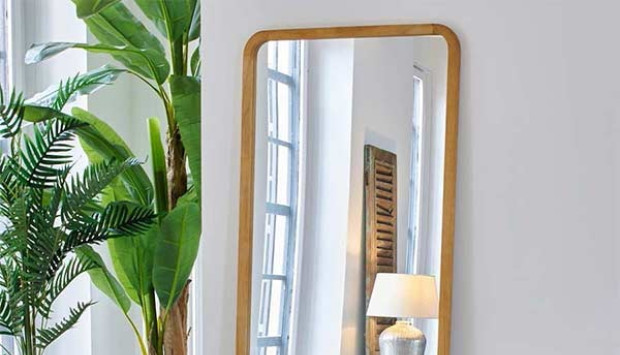 Gương Khung Gỗ Navado: Đánh Thức "Tâm Hồn" Của Gỗ Trong Không Gian Sống Hiện Đại