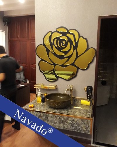 Gương trang trí phòng khách bàn ăn hoa hồng Rose