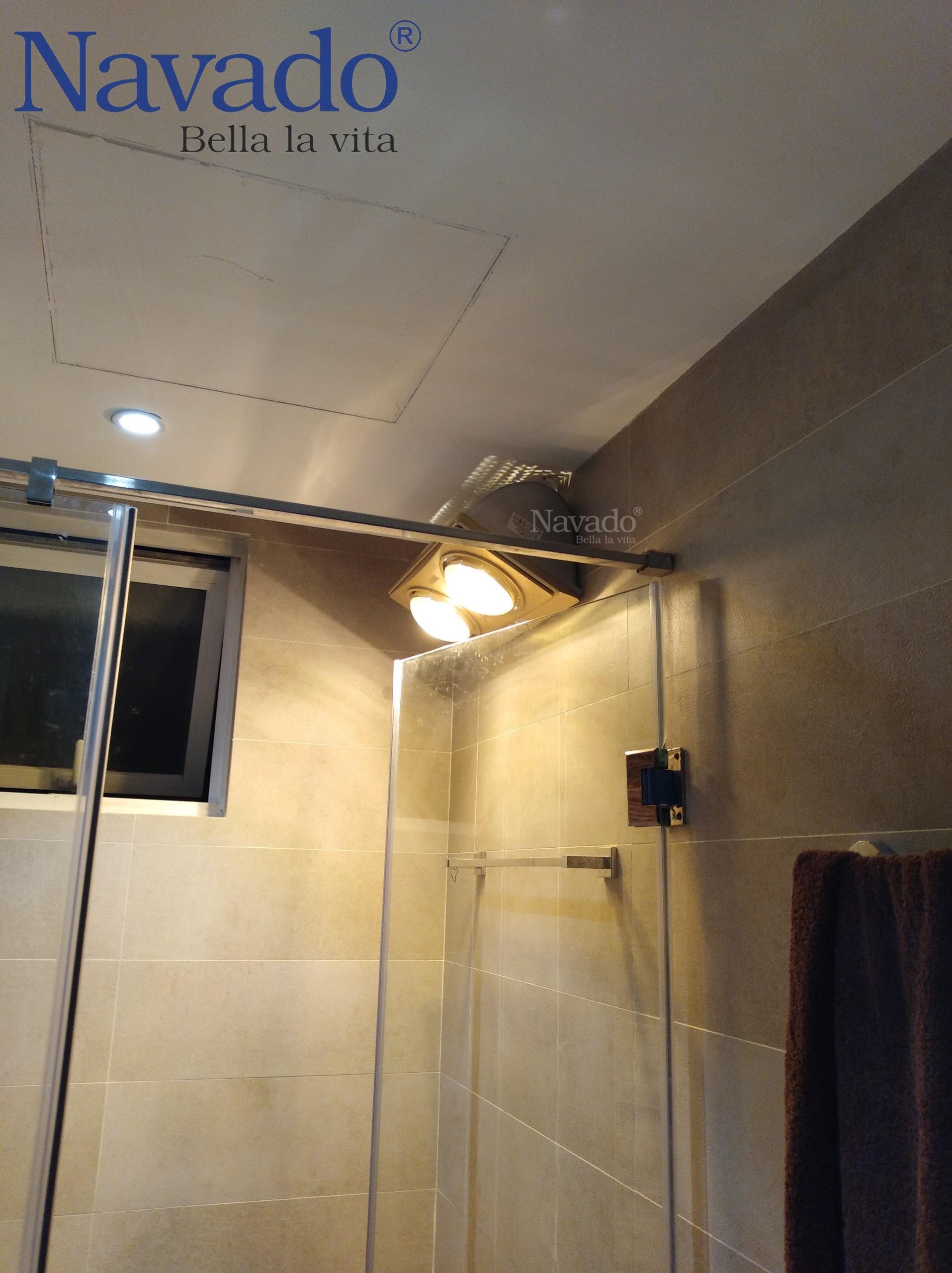 Đèn sưởi treo tường phòng tắm Navado 2 bóng