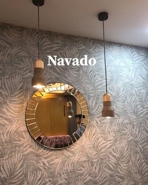 Gương phòng tắm Navado treo tường NAV911C