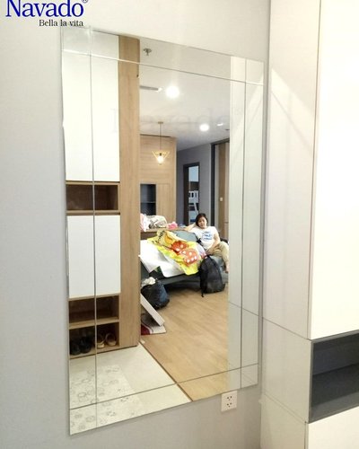Gương ghép decor phòng ngủ