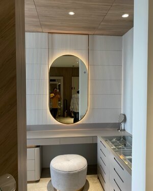 Gương khung inox luxury đèn led phòng tắm