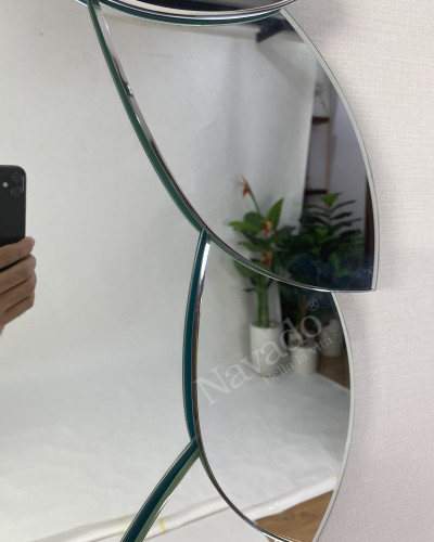 Gương trang điểm hiện đại treo tường Lacos