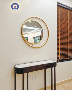 Gương phòng tắm khung inox mạ vàng Anley