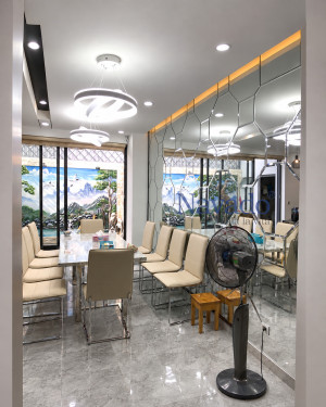 Gương decor ghép tường nghệ thuật phòng khách