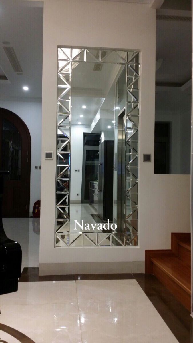Gương phòng khách soi toàn thân nghệ thuật navado