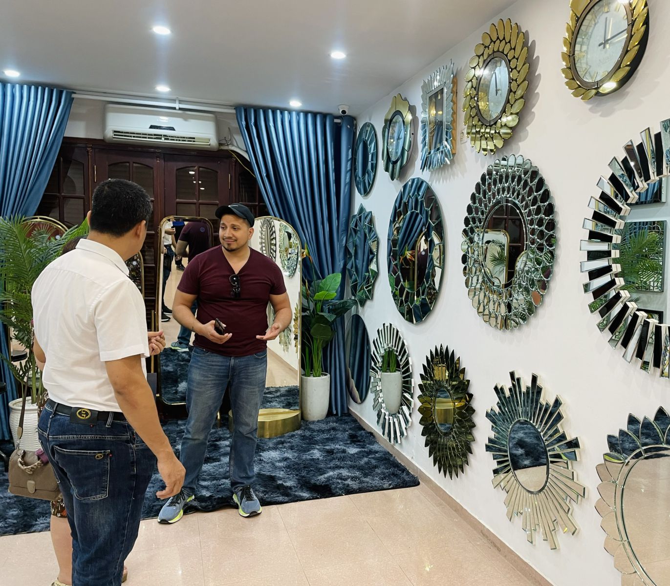 Showroom gương Navado Quận 7 Thành Phố Hồ Chí Minh