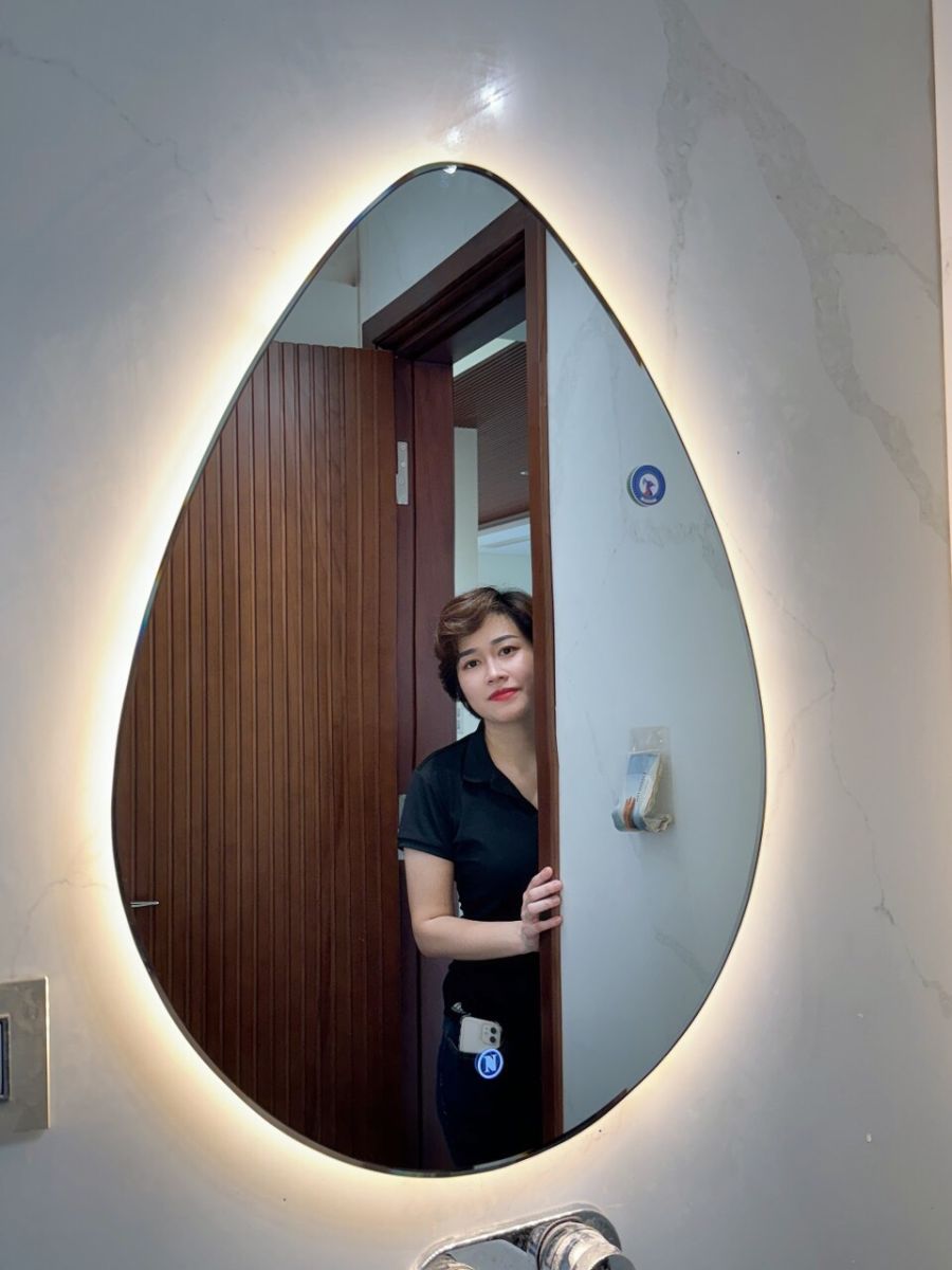 Gương đèn led phòng tắm treo tường