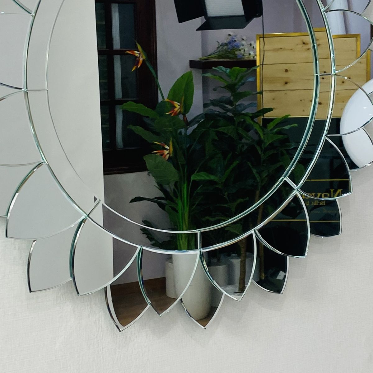 Gương trang trí phòng khách cao cấp