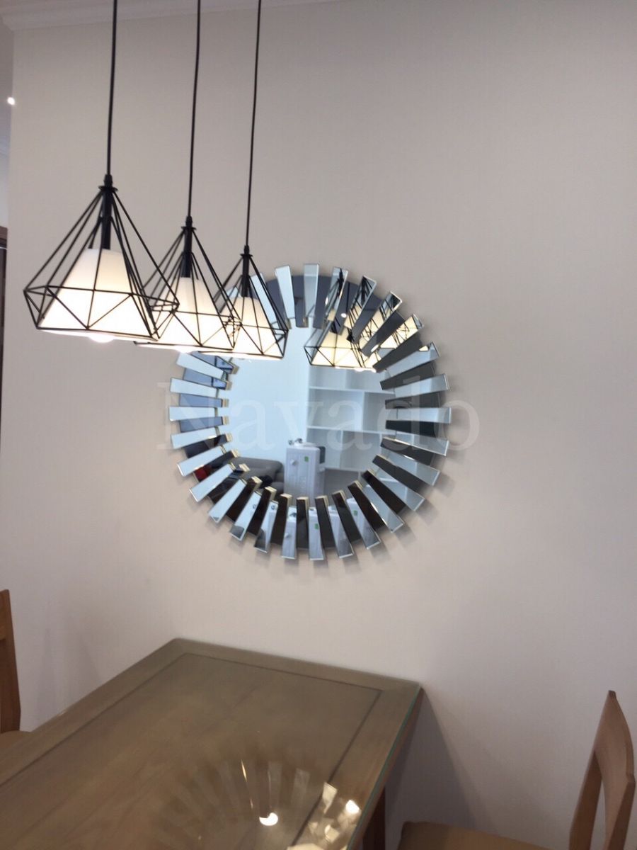Gương trang trí treo tường phòng khách