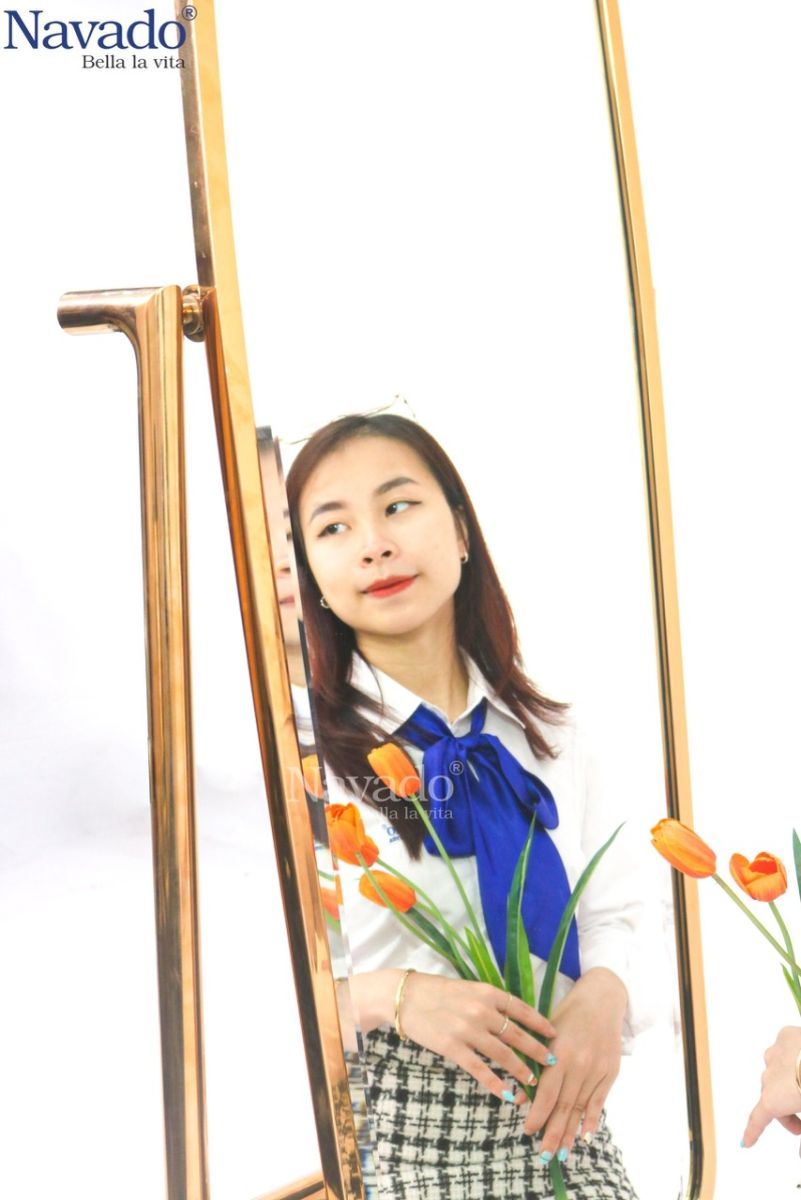 Gương soi toàn thân khung inox