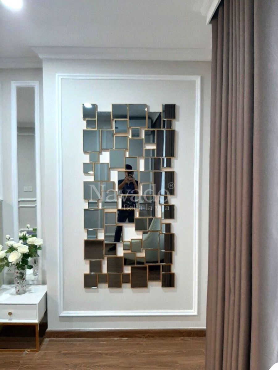 Gương kính bỉ màu trang trí nội thất