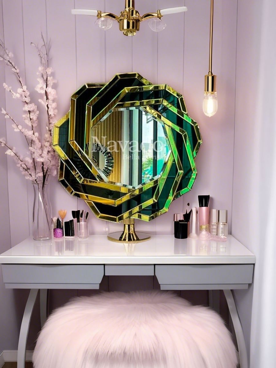 Gương trang điểm nghệ thuật