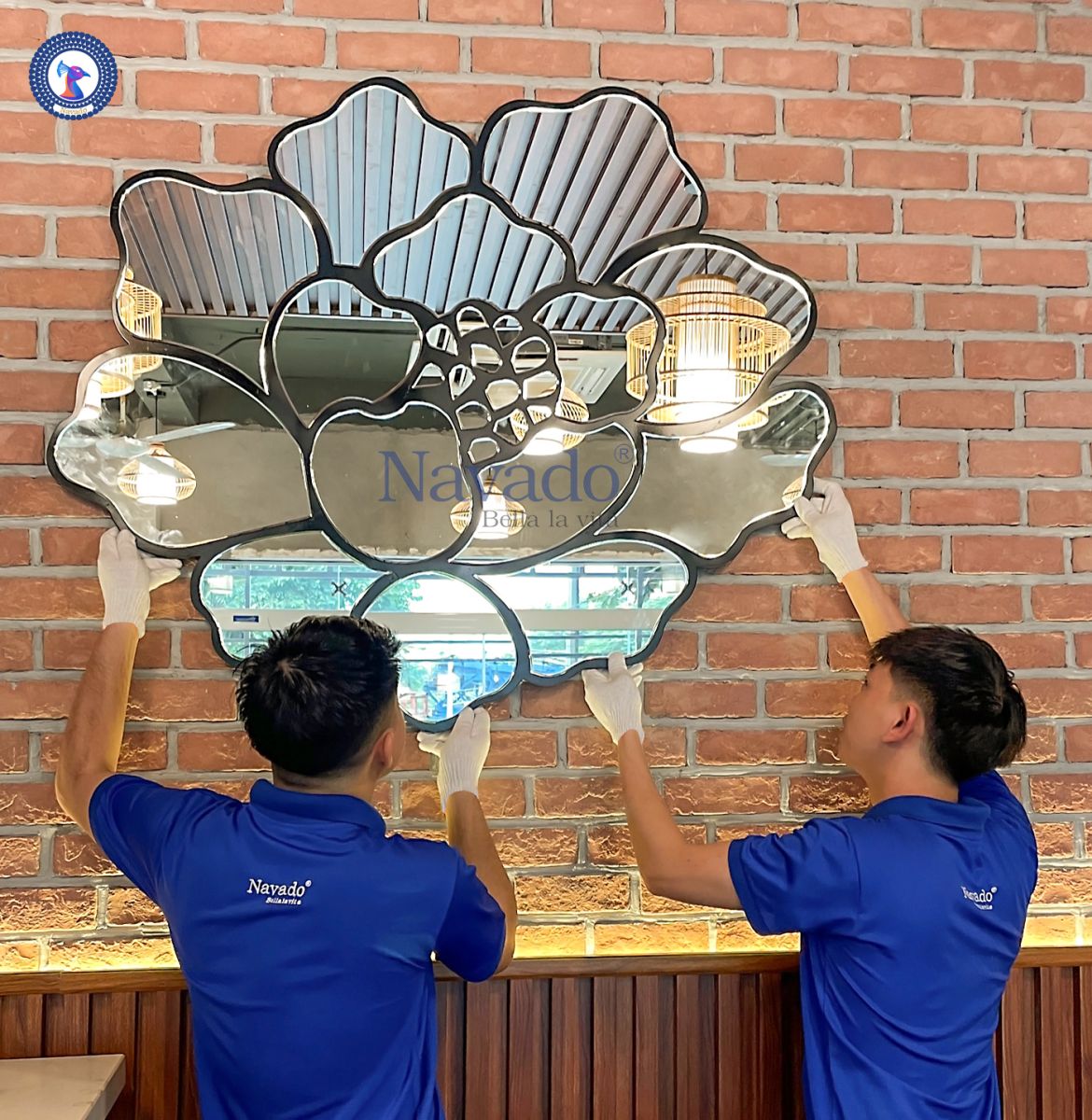 Gương nghệ thuật Hoa hồng trắng